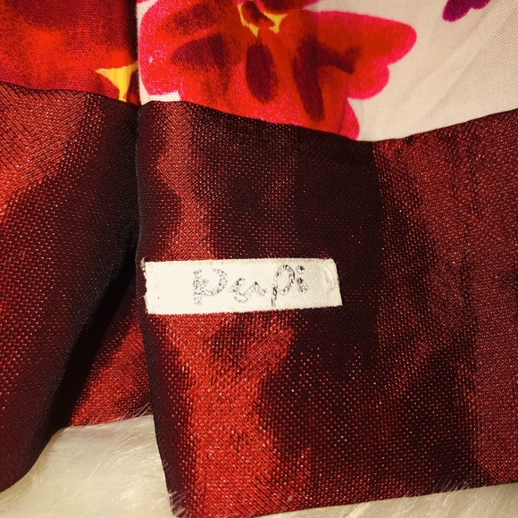 EUC One of my favorites - flower 🌺 dress - beautiful for Holiday - Picture 6 of 6